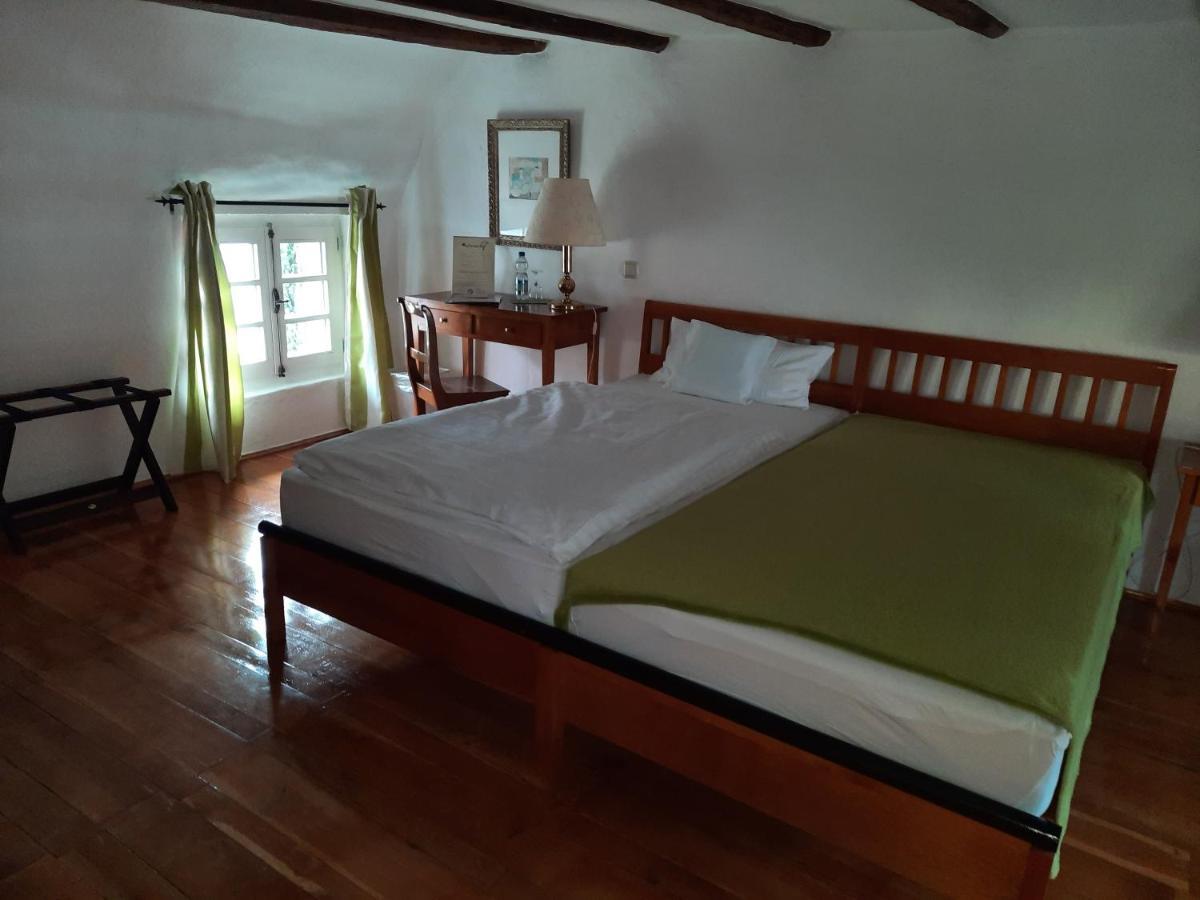 Maternushof Hotel Pomster ภายนอก รูปภาพ